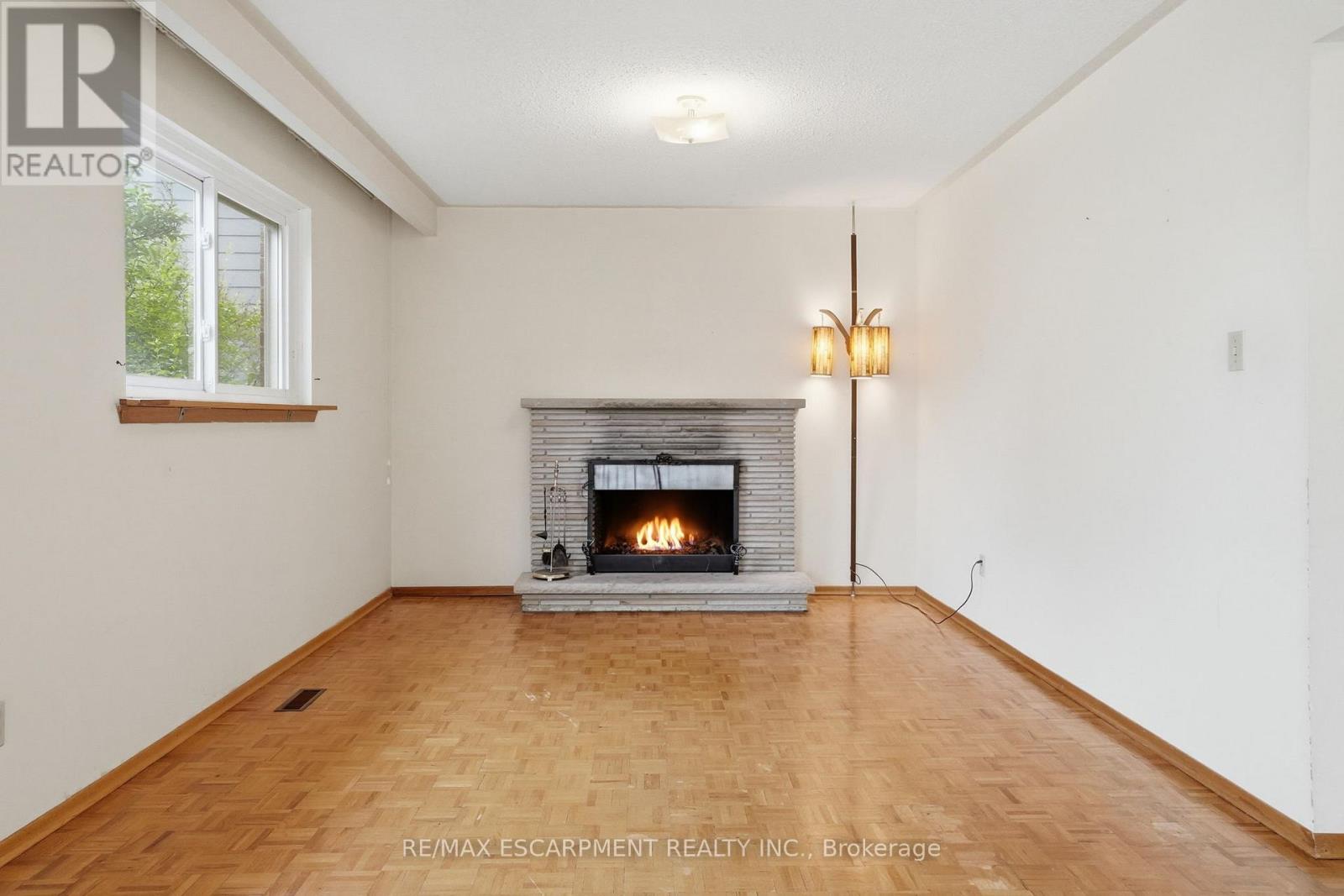 464 Louis Drive, Mississauga, Ontario  L5B 2J6 - Photo 17 - W13503174
