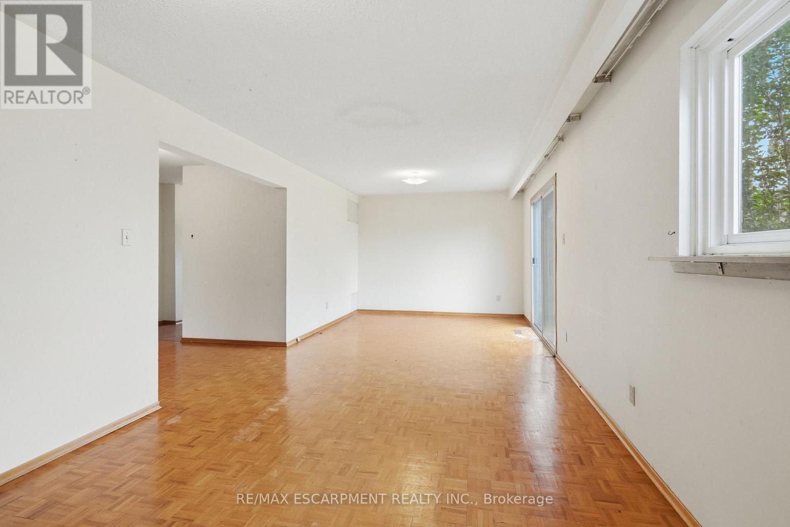 464 Louis Drive, Mississauga, Ontario  L5B 2J6 - Photo 18 - W13503174