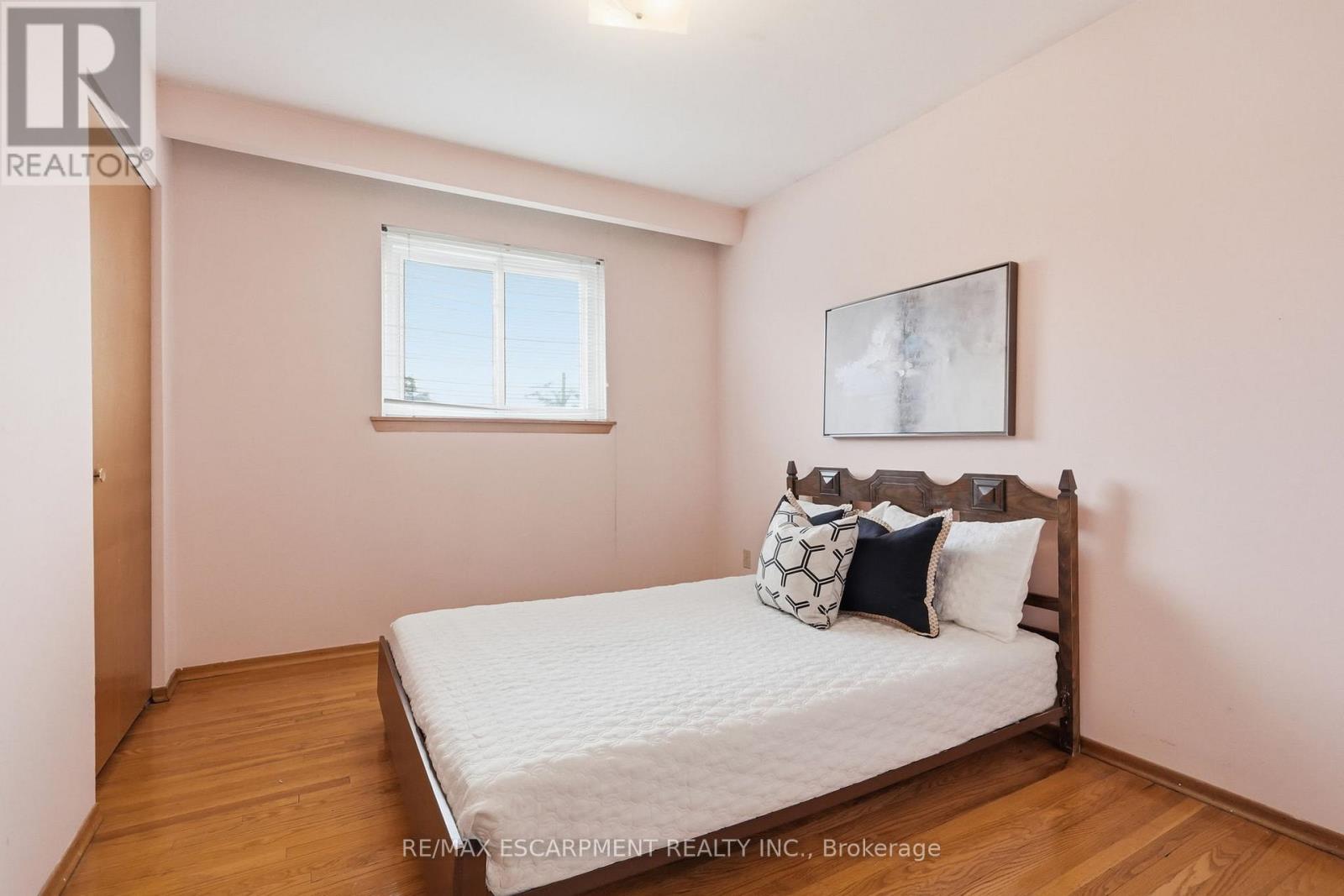 464 Louis Drive, Mississauga, Ontario  L5B 2J6 - Photo 25 - W13503174