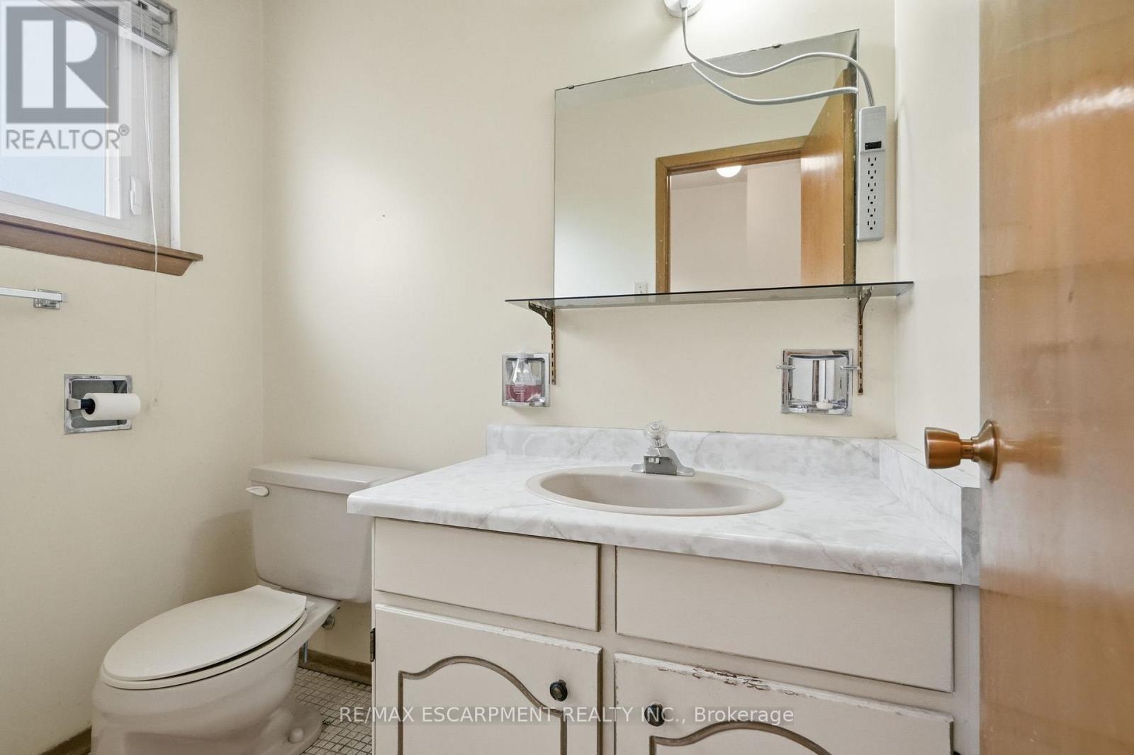 464 Louis Drive, Mississauga, Ontario  L5B 2J6 - Photo 29 - W13503174