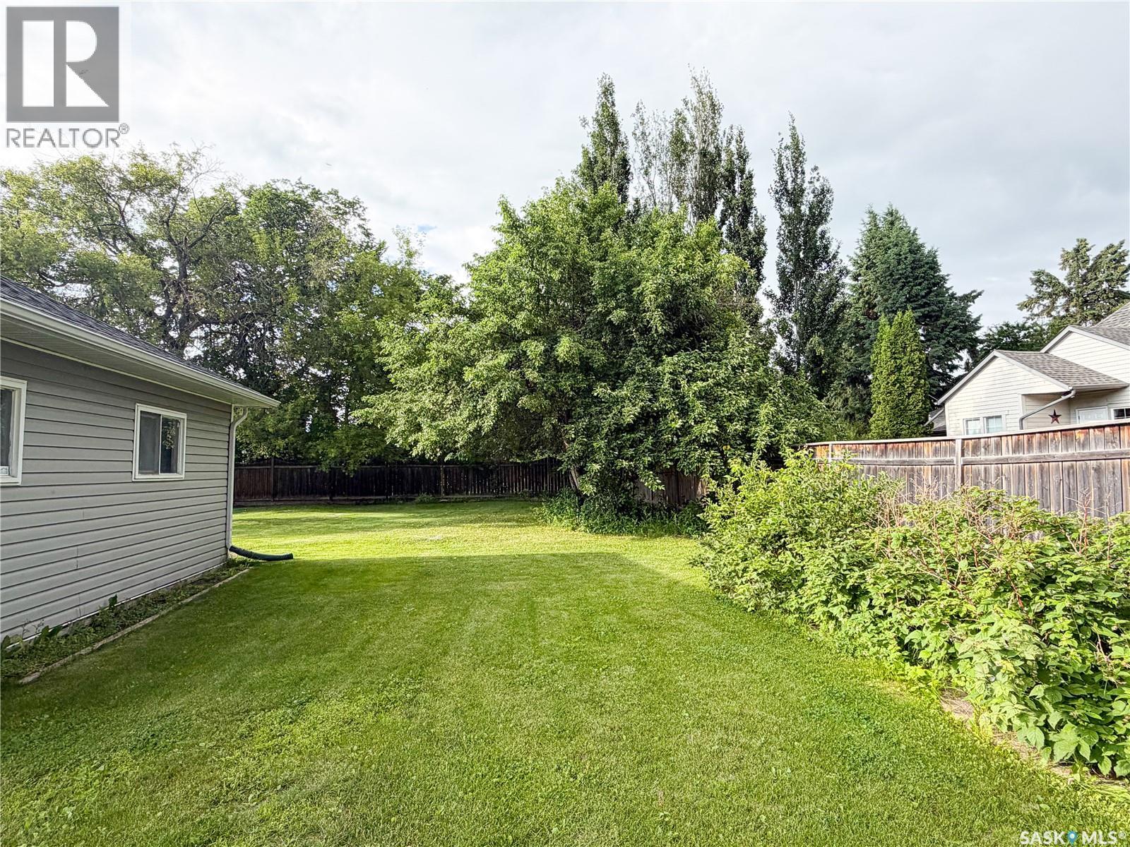 420 1st Street W, Meadow Lake, Saskatchewan  S9X 1E5 - Photo 22 - SK040990