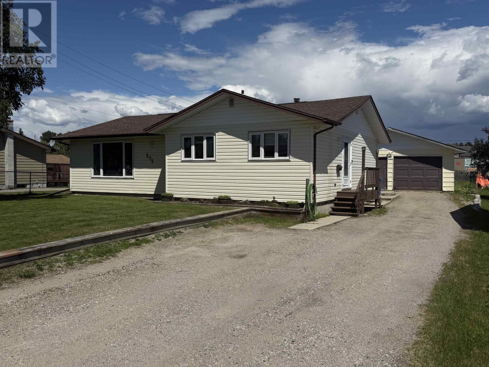 275 St. Charles ST, Dryden, Ontario