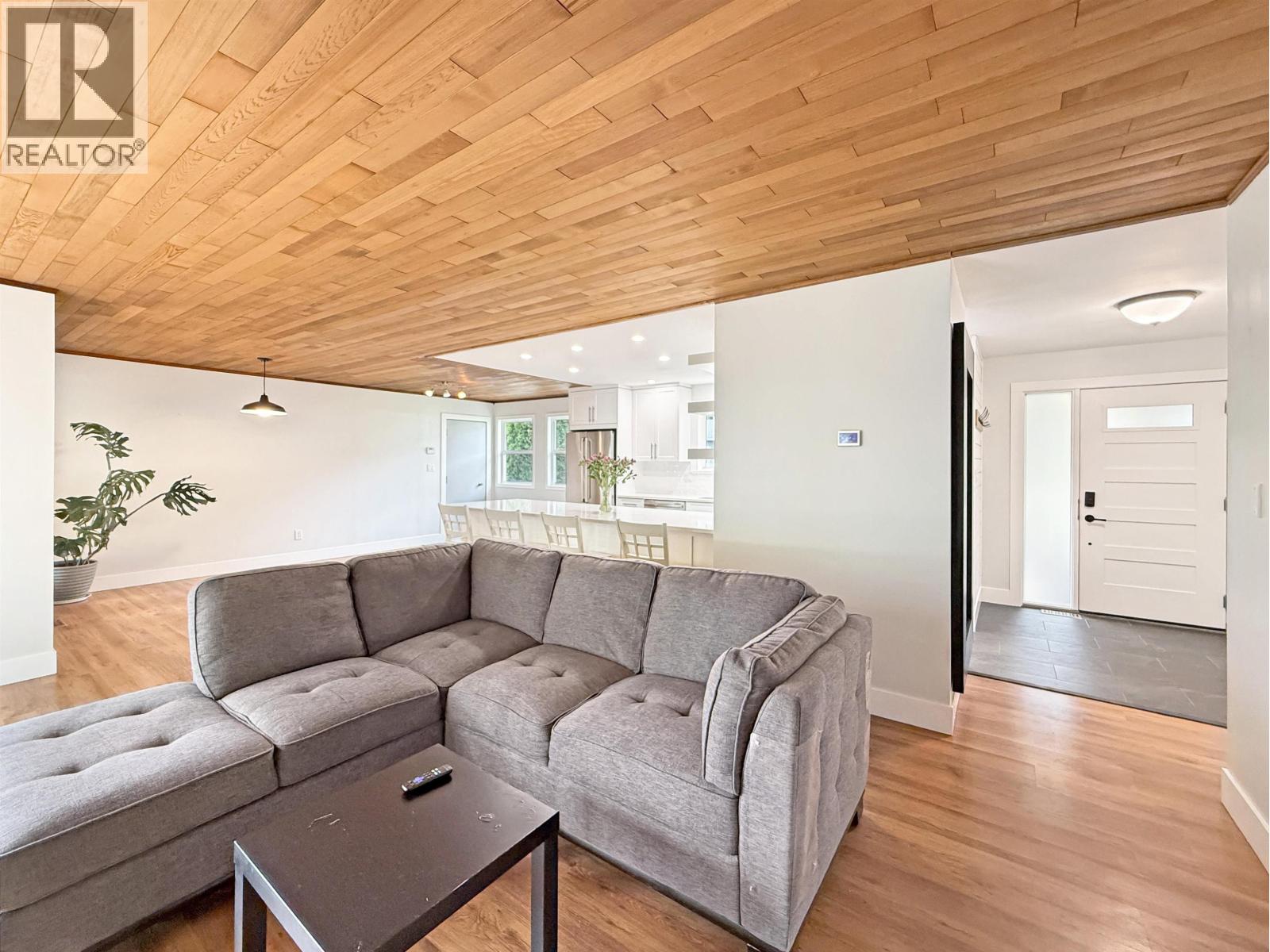 2555 Wallace Place, Prince George, British Columbia  V2K 3V9 - Photo 7 - R3141067