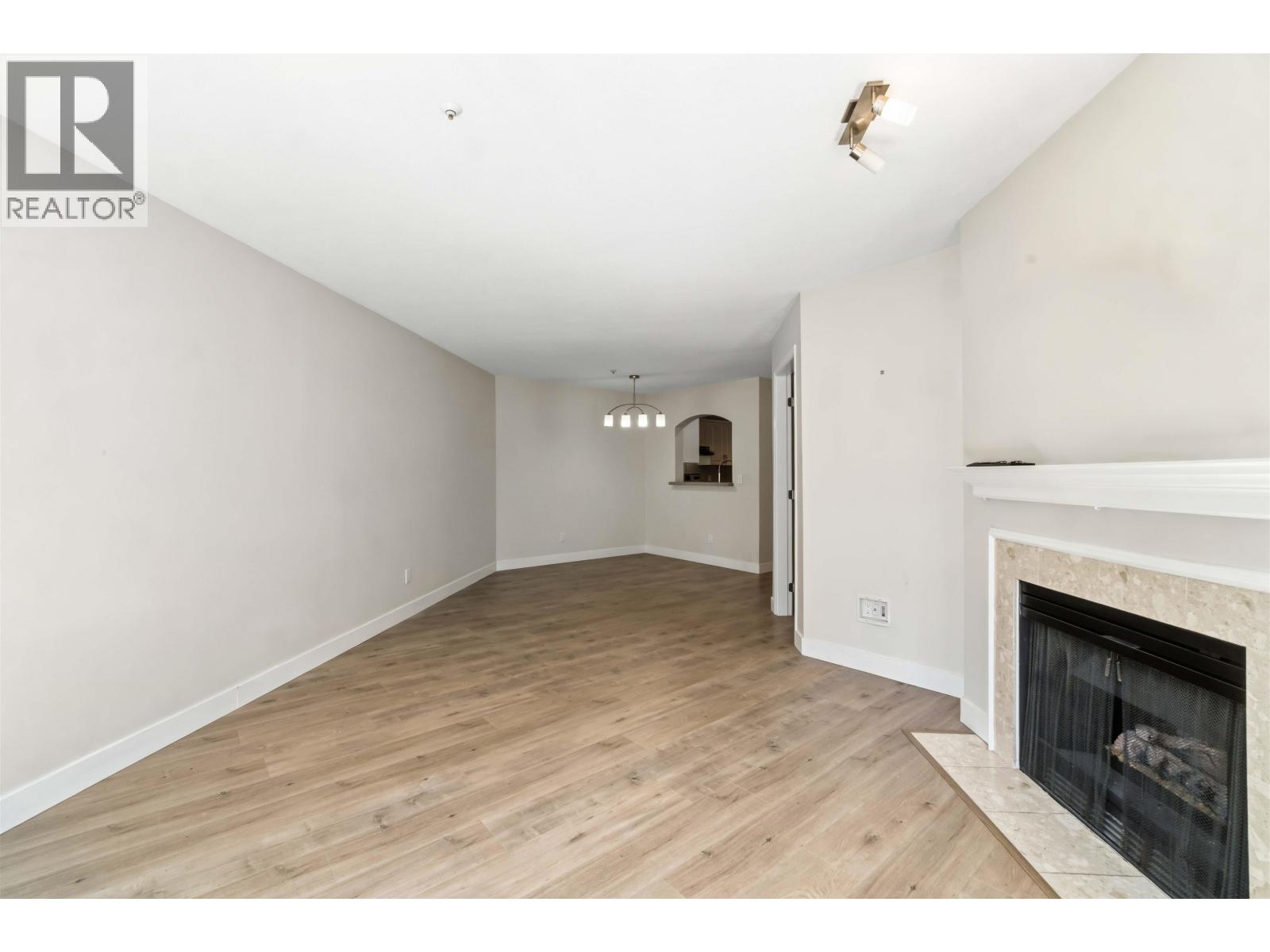 310 2970 Princess Crescent, Coquitlam, British Columbia  V3B 7R5 - Photo 12 - R3141123