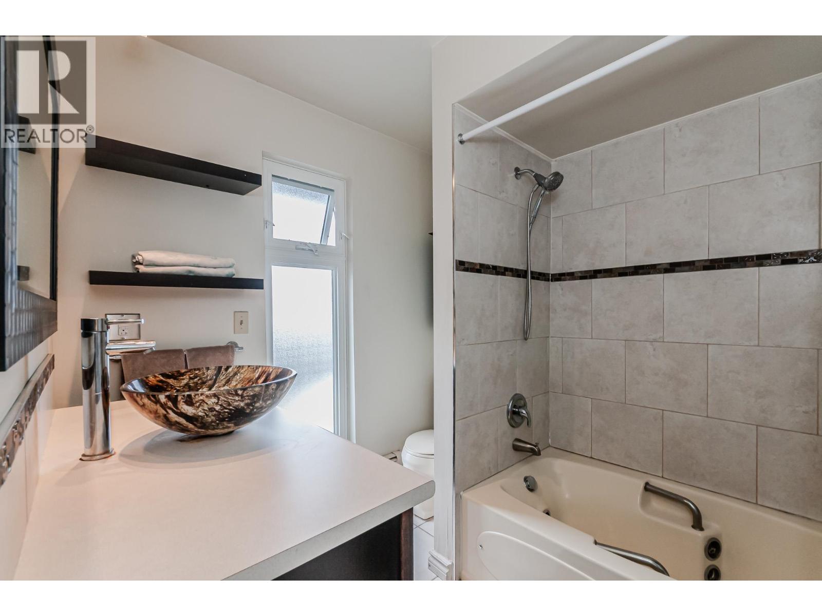 7660 Goldstream Drive, Richmond, British Columbia  V7A 1S6 - Photo 28 - R3141108