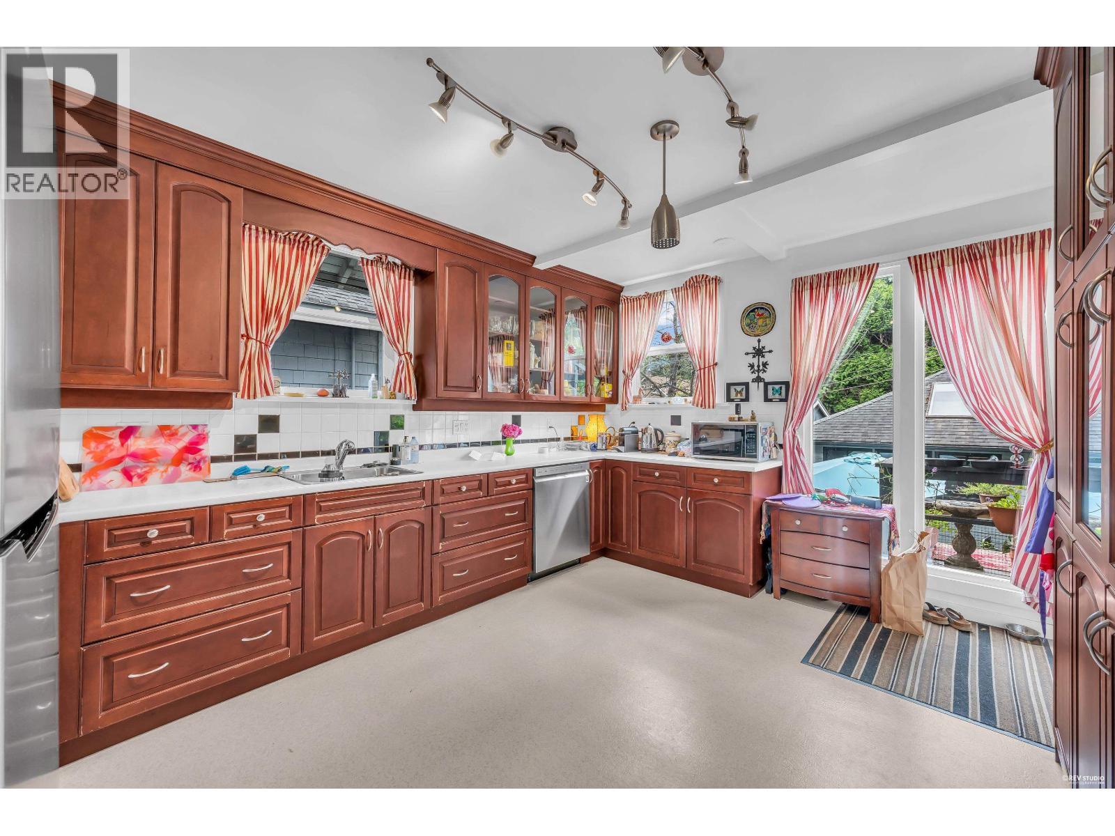 3174 W 10th Avenue, Vancouver, British Columbia  V6K 2K9 - Photo 12 - R3141130