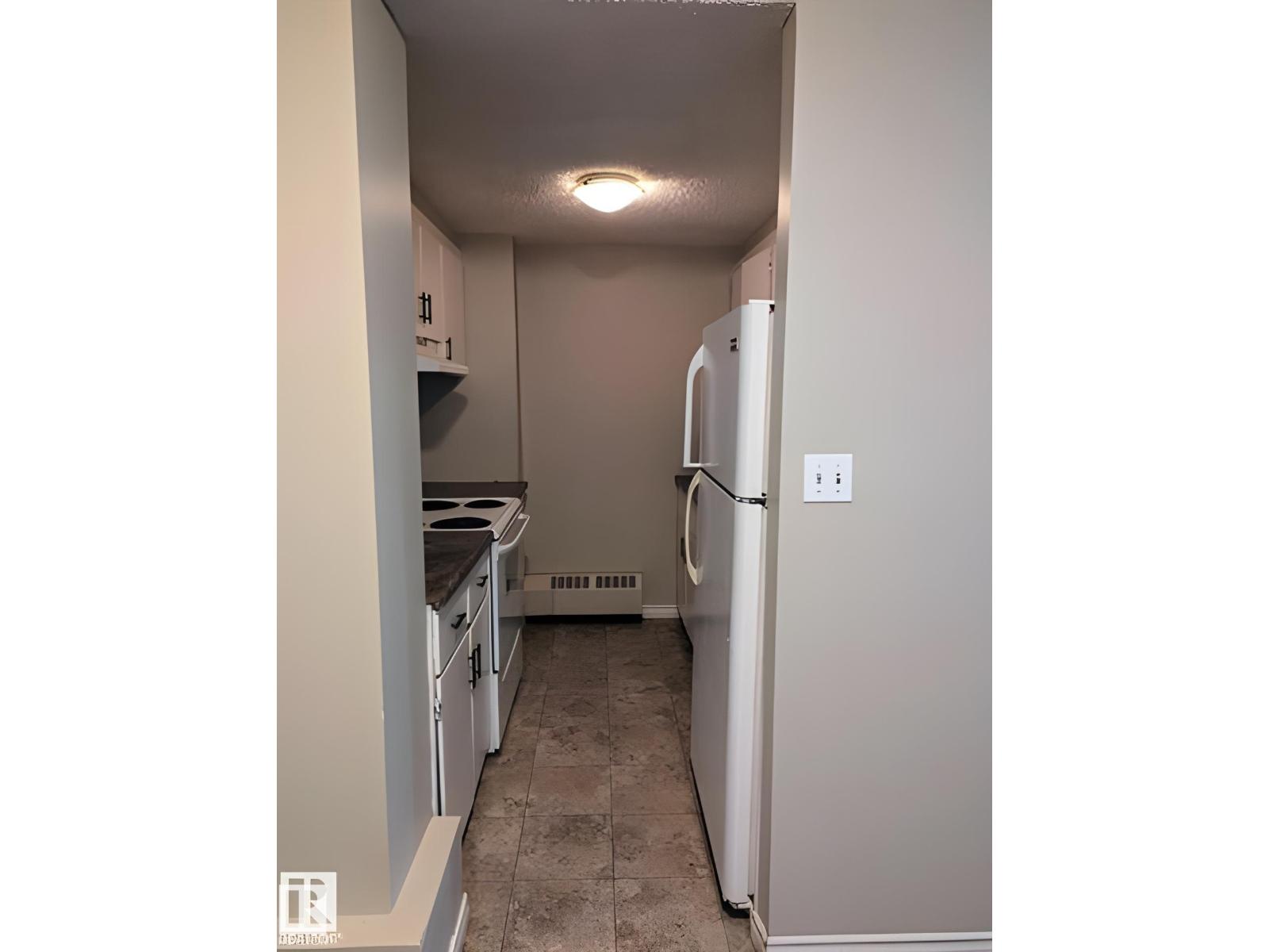 #611 12831 66 St NW, Edmonton, Alberta  T5C 0A4 - Photo 4 - E4496314