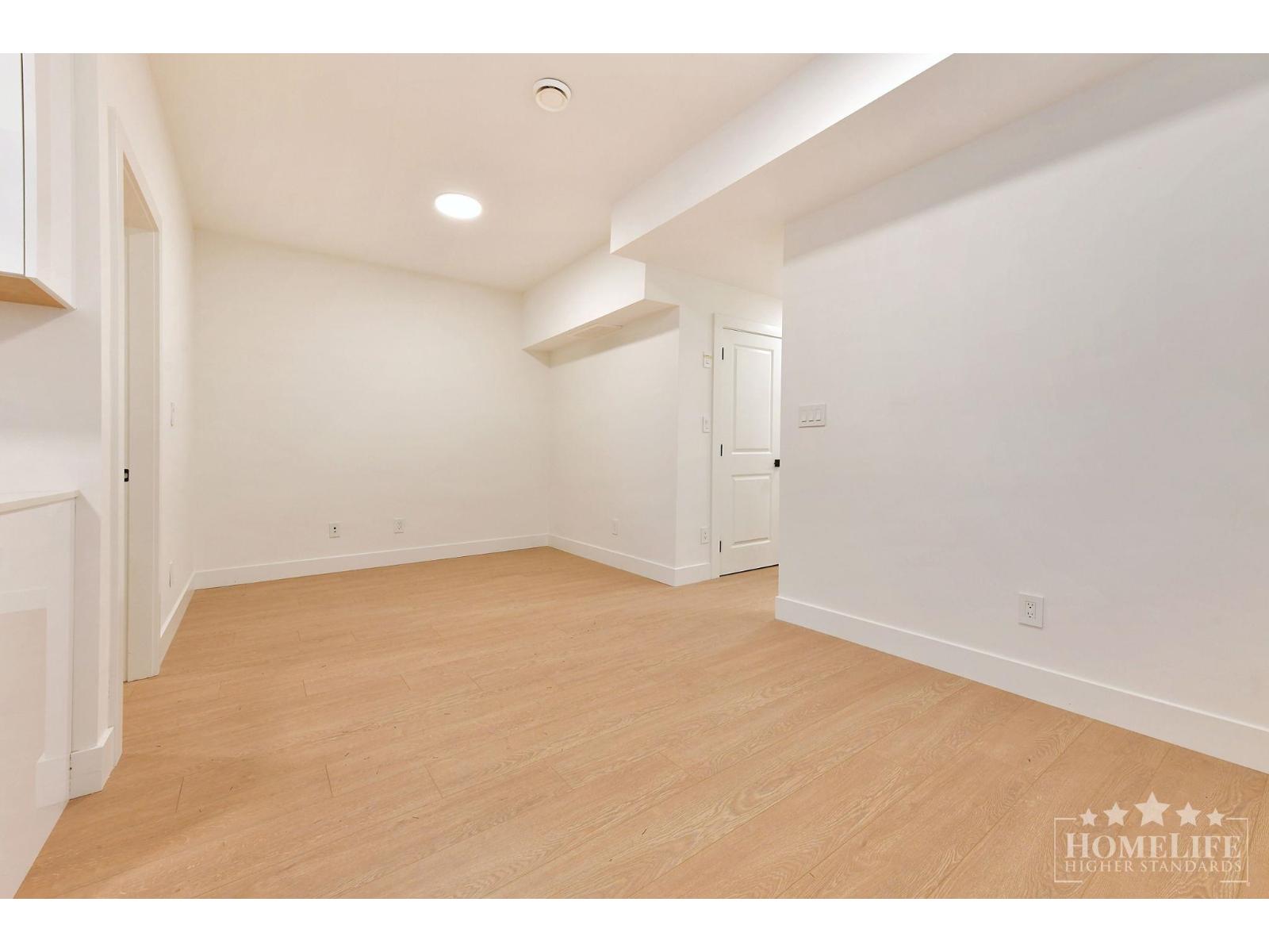 Basement 16678 16 Avenue, Surrey, British Columbia  V3S 9X7 - Photo 5 - R3141150