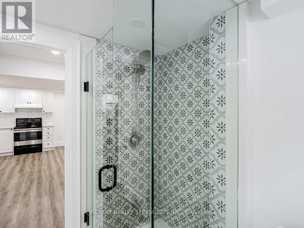 Basement - 12 Deeth Drive, Toronto, Ontario  M9P 2J7 - Photo 25 - W13127486