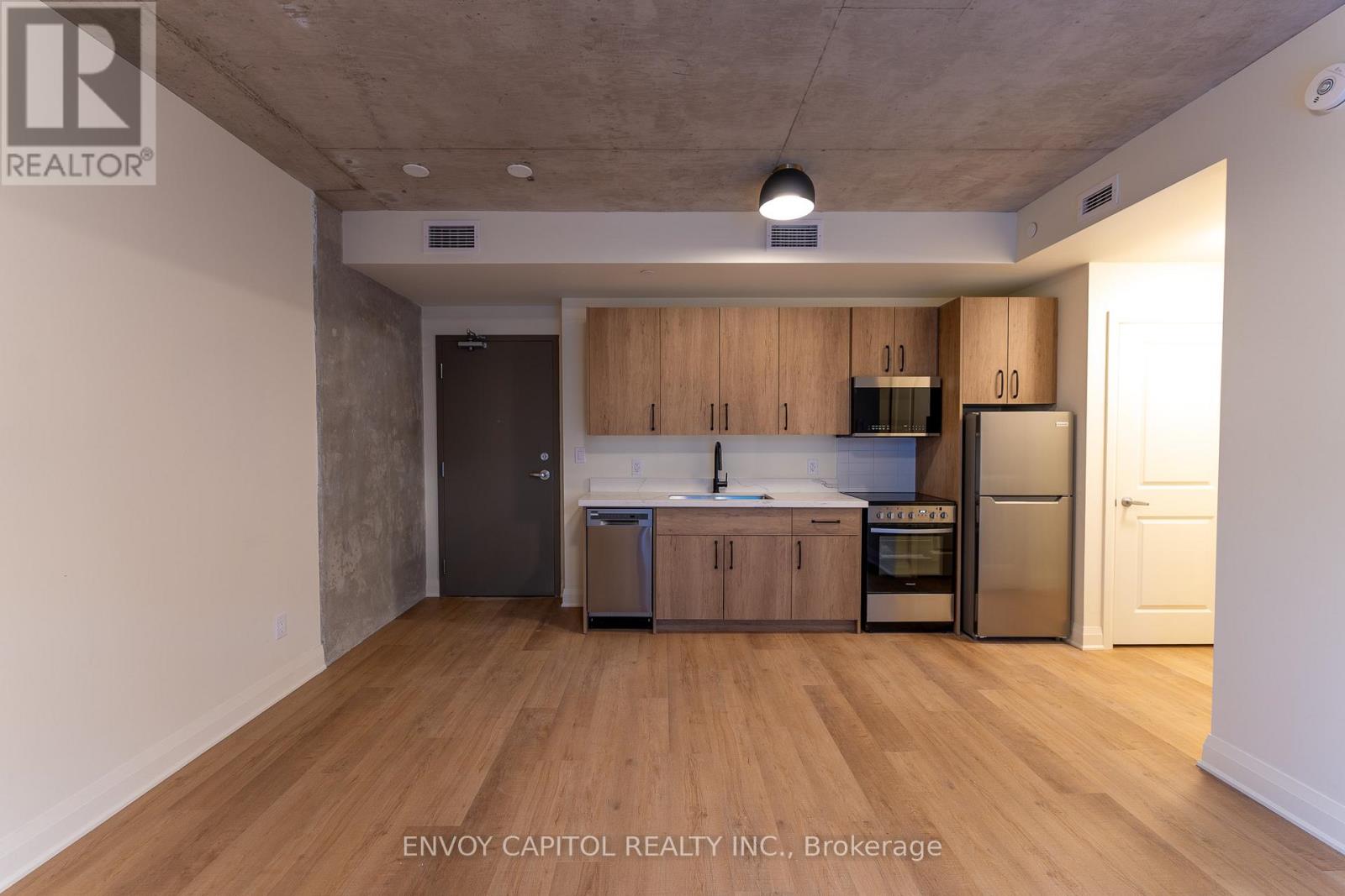 204 - 11 Robert Street, Hamilton, Ontario  L8L 2N8 - Photo 2 - X13503194