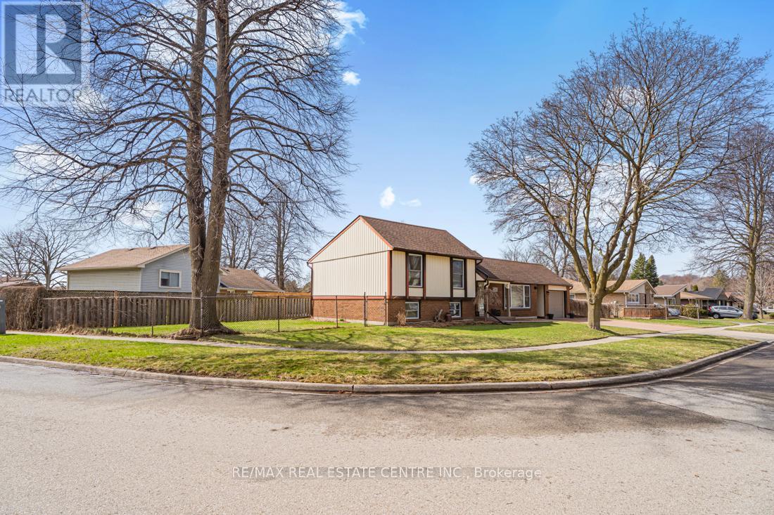 153 The Greenway Way, Cambridge, Ontario  N1R 6L6 - Photo 43 - X13503196