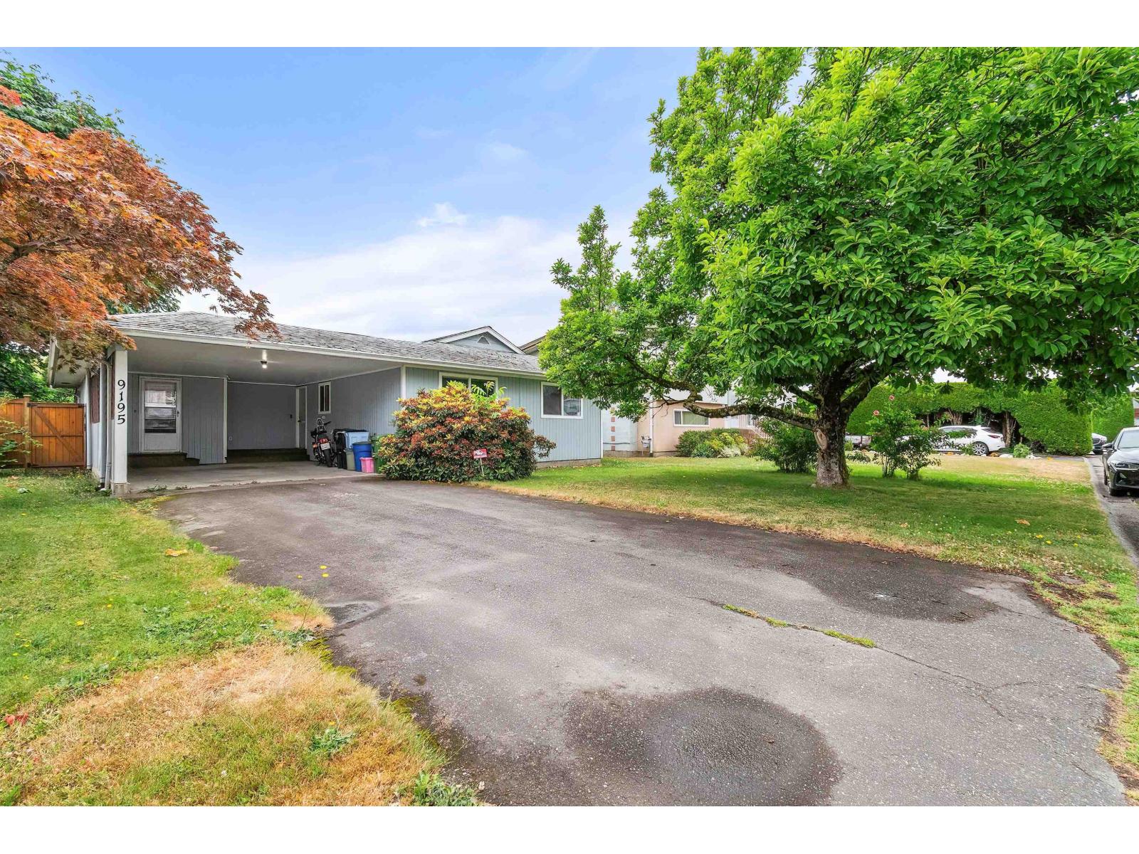 9195 ASPEN PLACE|Chilliwack Proper East