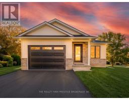 32 BROADWAY AVENUE, Chatham-Kent, Ontario
