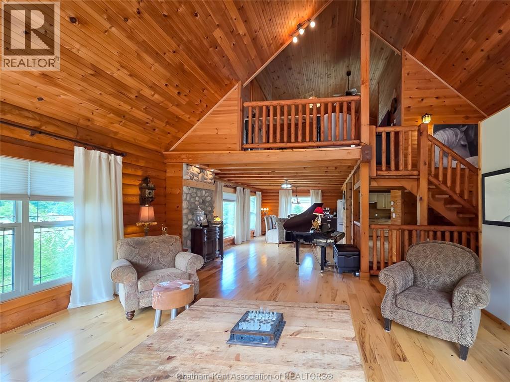 11530 Longwoods Road, Kent Bridge, Ontario  N0P 1M0 - Photo 11 - 26015432