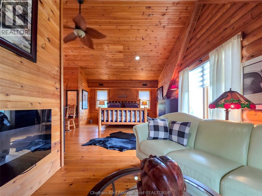 11530 Longwoods Road, Kent Bridge, Ontario  N0P 1M0 - Photo 20 - 26015432