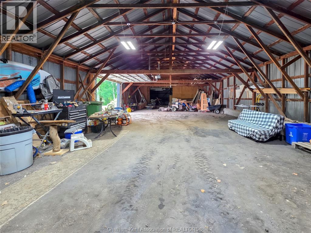 11530 Longwoods Road, Kent Bridge, Ontario  N0P 1M0 - Photo 37 - 26015432