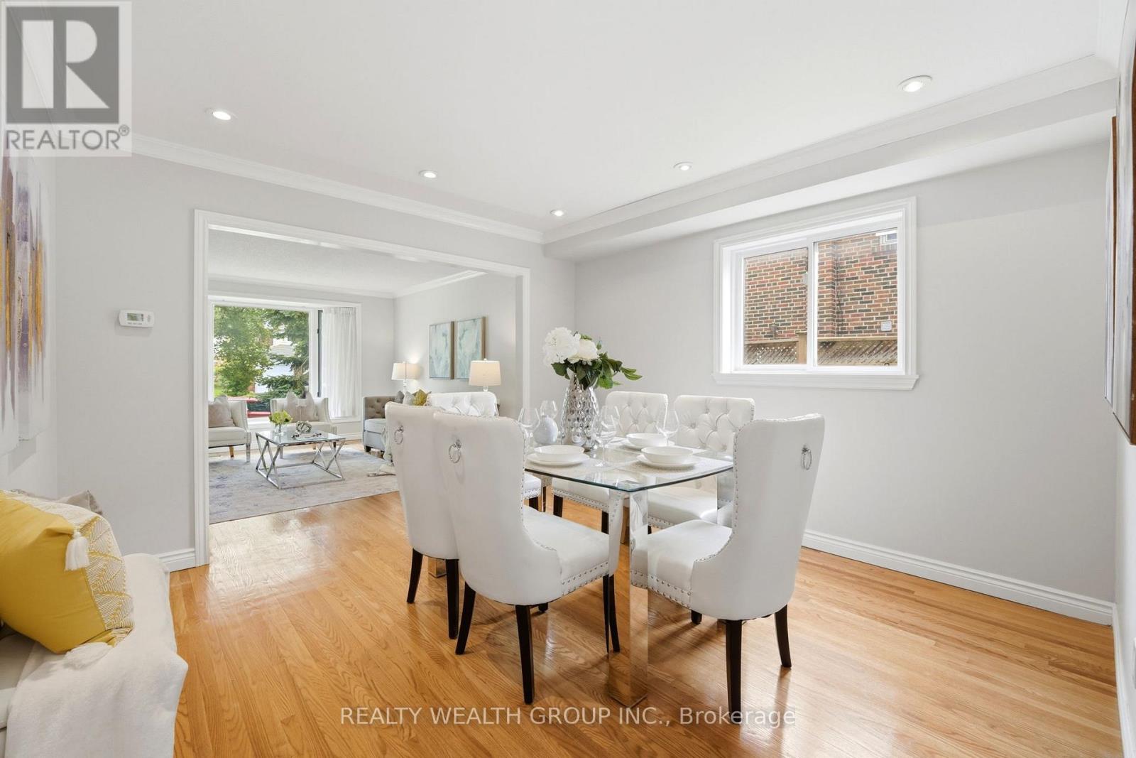 23 Pipers Green Avenue, Toronto, Ontario  M1S 3J9 - Photo 12 - E13503240