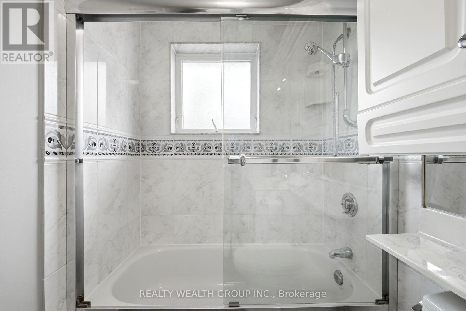23 Pipers Green Avenue, Toronto, Ontario  M1S 3J9 - Photo 24 - E13503240