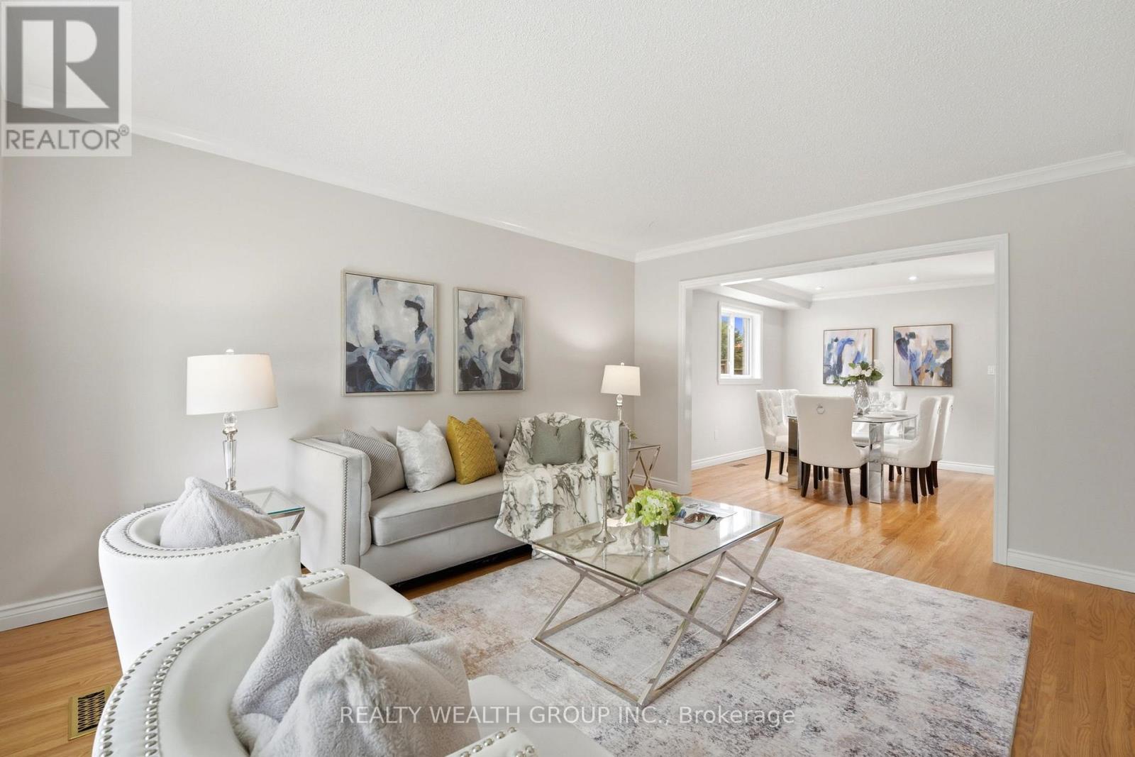 23 Pipers Green Avenue, Toronto, Ontario  M1S 3J9 - Photo 4 - E13503240