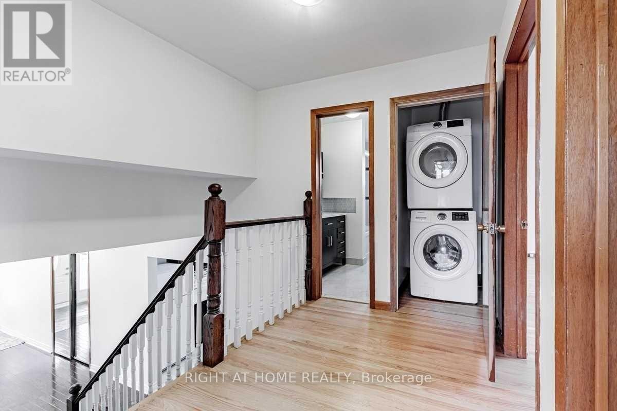 9 Chalet (Upper) Road, Toronto, Ontario  M2J 3V4 - Photo 12 - C13440460