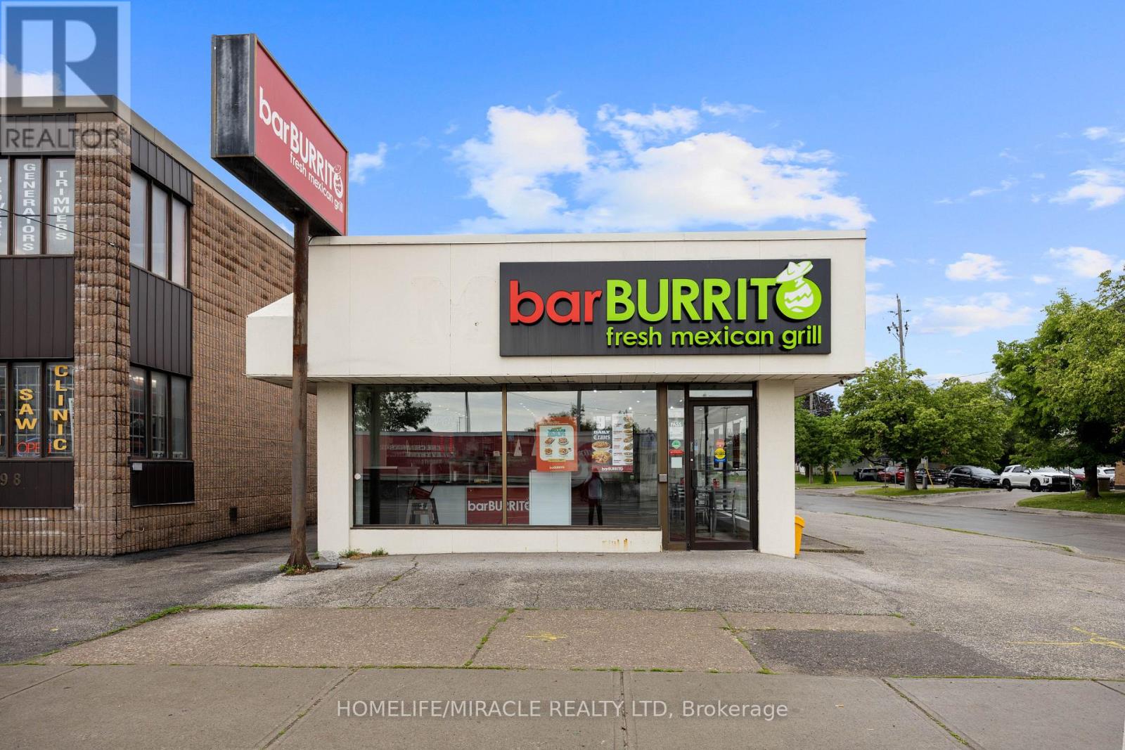 2600 WESTON ROAD, Toronto, Ontario