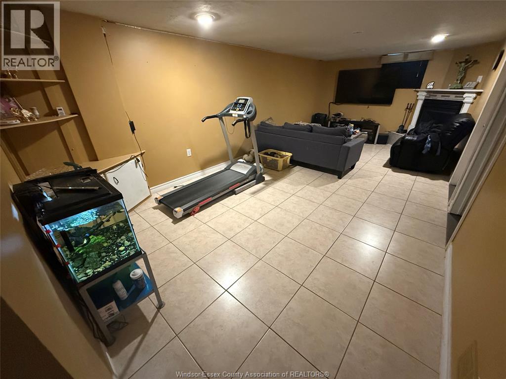 5835 Rose Street, Windsor, Ontario  N8T 3E6 - Photo 11 - 26015477