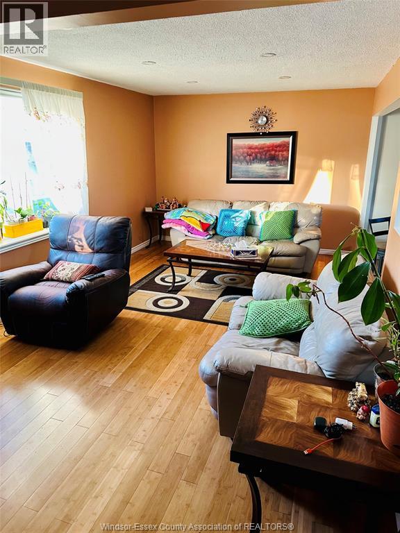 5835 Rose Street, Windsor, Ontario  N8T 3E6 - Photo 4 - 26015477
