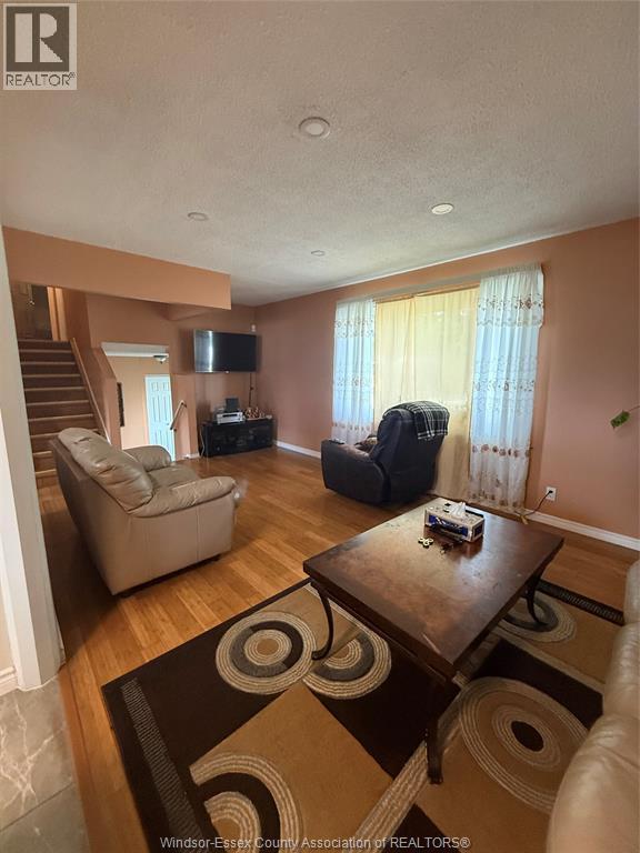 5835 Rose Street, Windsor, Ontario  N8T 3E6 - Photo 9 - 26015477