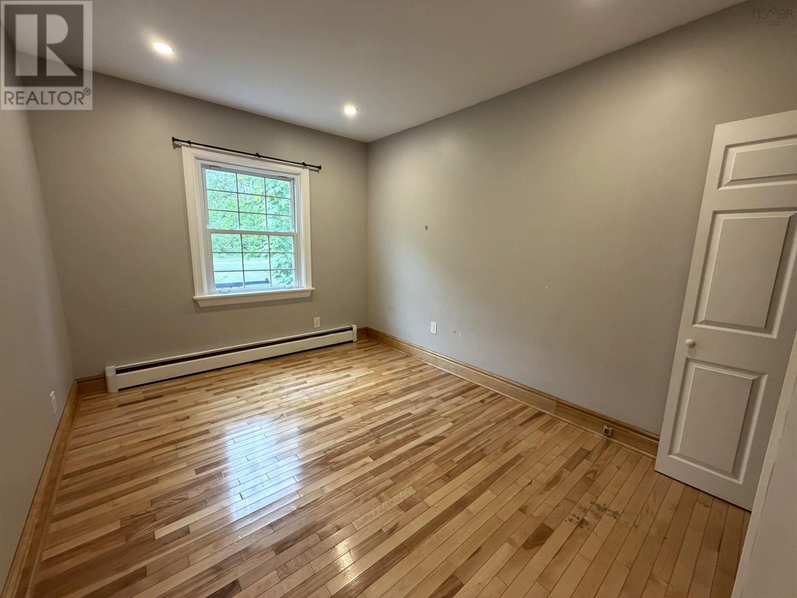 207 Mitchell Avenue, Dominion, Nova Scotia  B1G 1N5 - Photo 10 - 202616012
