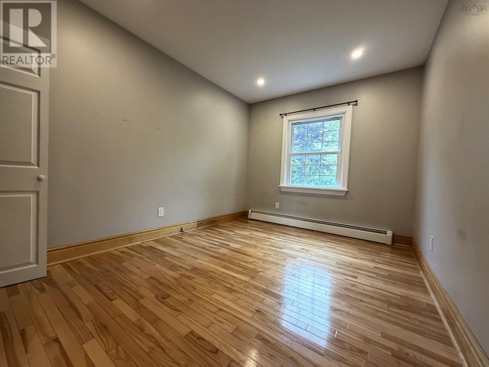 207 Mitchell Avenue, Dominion, Nova Scotia  B1G 1N5 - Photo 9 - 202616012