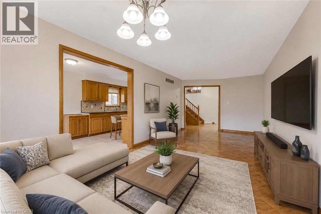 213 Grey Fox Drive, Kitchener, Ontario  N2E 3N7 - Photo 5 - 40838375