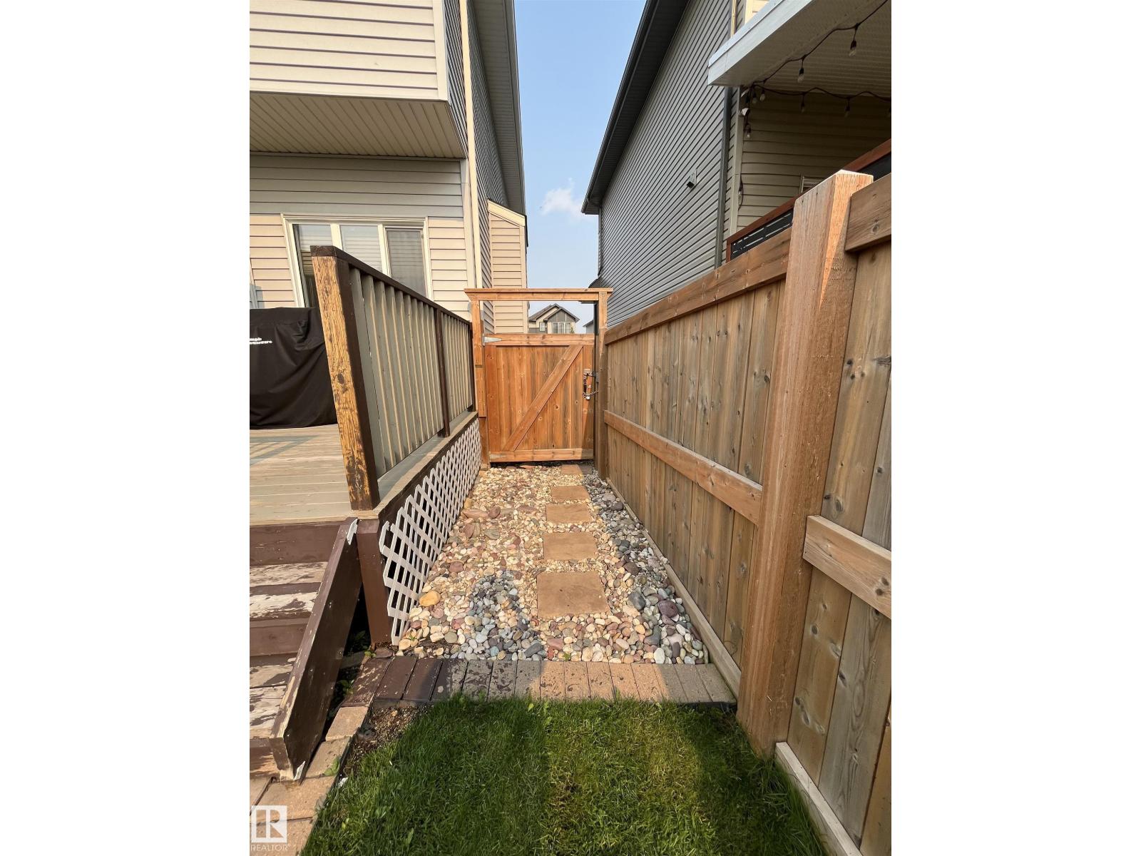108 South Creek Wd, Stony Plain, Alberta  T7Z 0J9 - Photo 8 - E4496319
