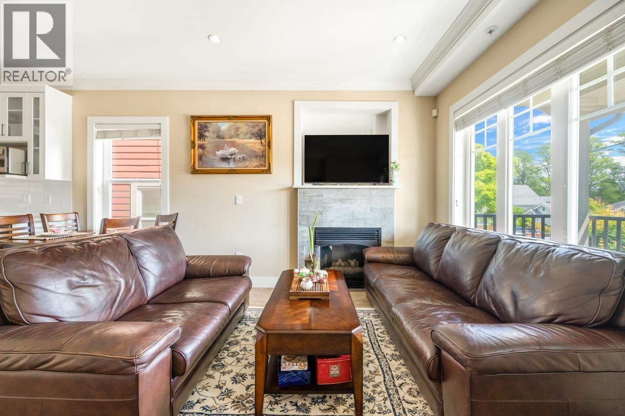 201 4577 Slocan Street, Vancouver, British Columbia  V5R 1Z8 - Photo 3 - R3141011