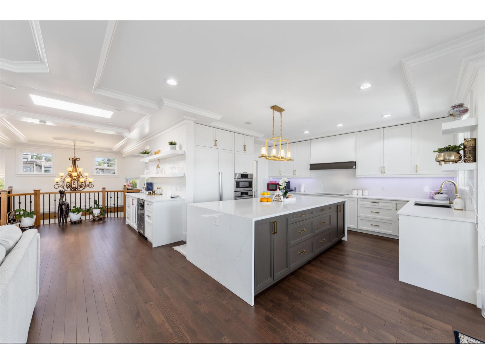 15354 Royal Avenue, White Rock, British Columbia  V4B 1M8 - Photo 5 - R3141039