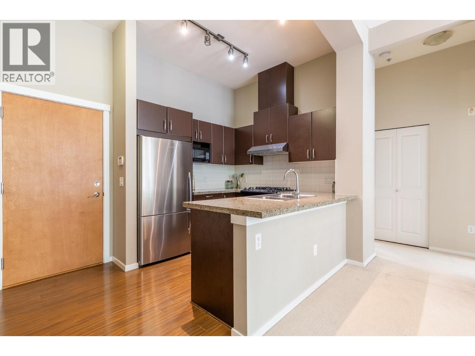 105 1330 Genest Way Way, Coquitlam, British Columbia  V3E 0A4 - Photo 3 - R3141018