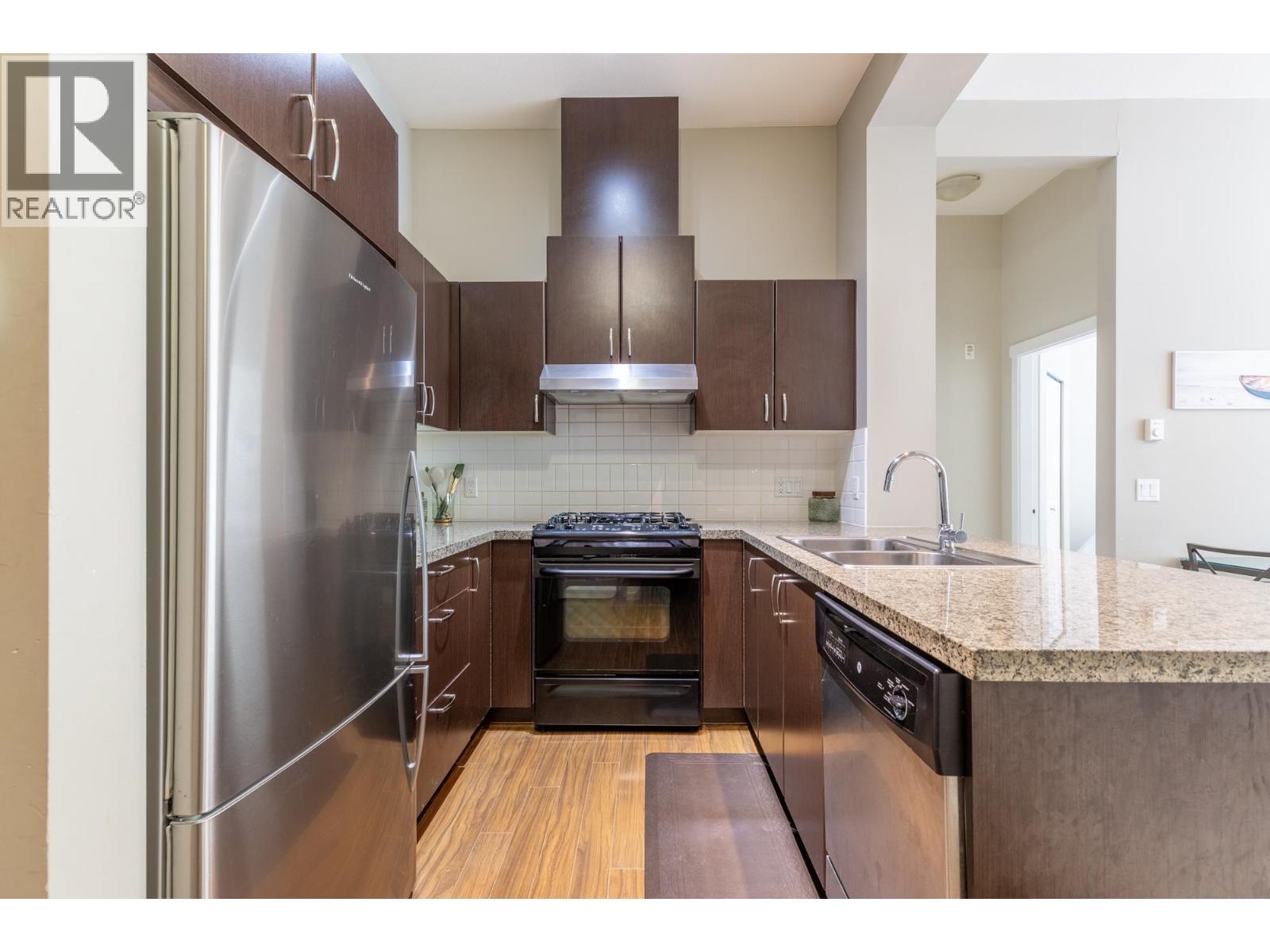 105 1330 Genest Way Way, Coquitlam, British Columbia  V3E 0A4 - Photo 4 - R3141018