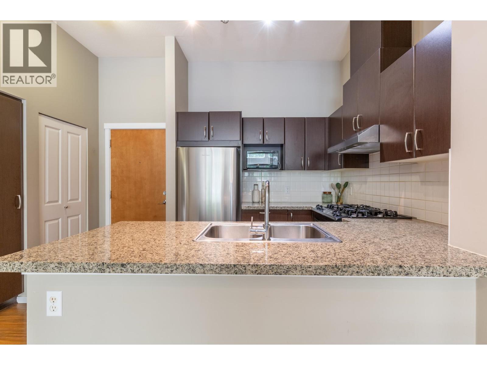 105 1330 Genest Way Way, Coquitlam, British Columbia  V3E 0A4 - Photo 6 - R3141018