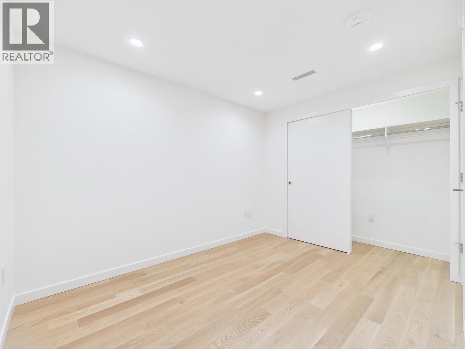 208 3963 Uplands, Vancouver, British Columbia  V7S 0B7 - Photo 17 - R3141084