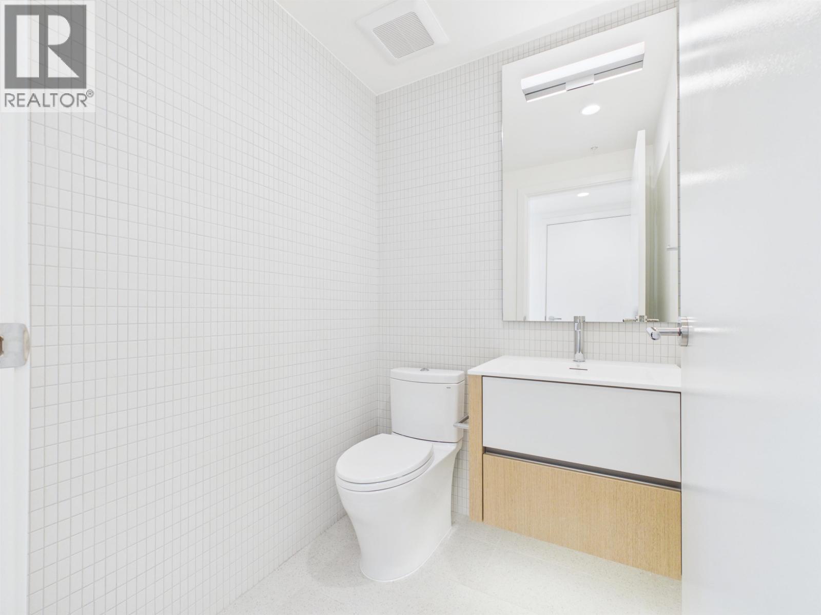 208 3963 Uplands, Vancouver, British Columbia  V7S 0B7 - Photo 21 - R3141084