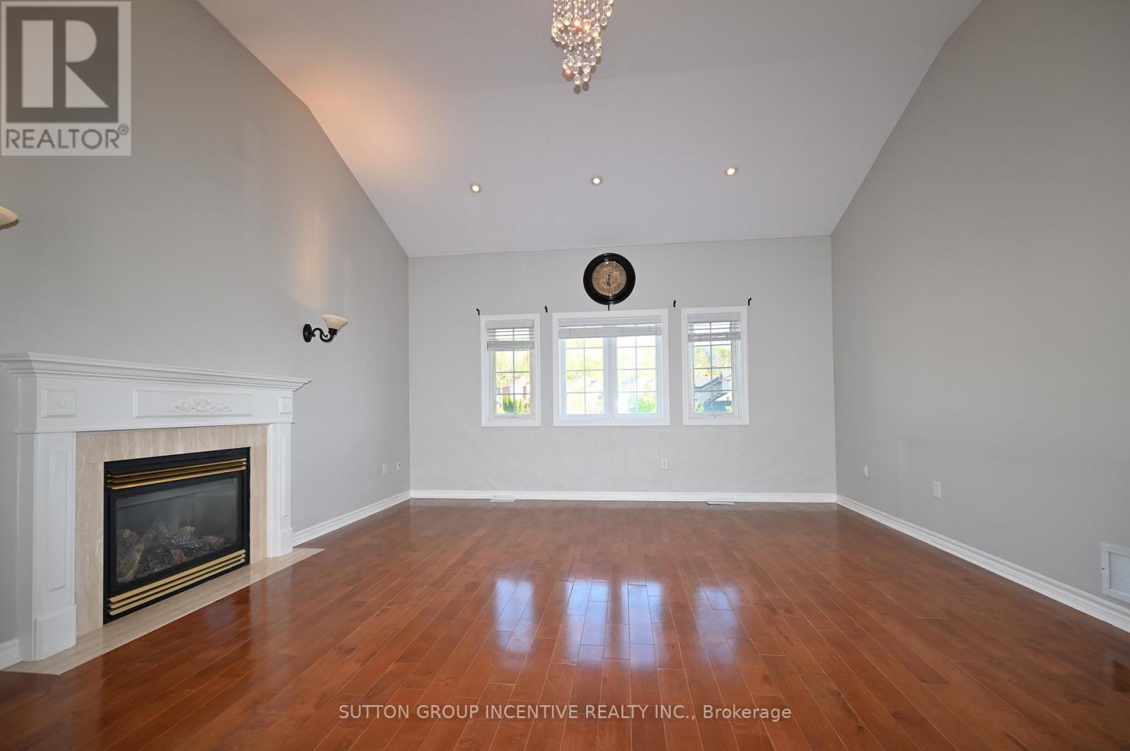 28 Silvercreek Crescent, Barrie (Ardagh), Ontario  L4N 1S7 - Photo 10 - S13503274