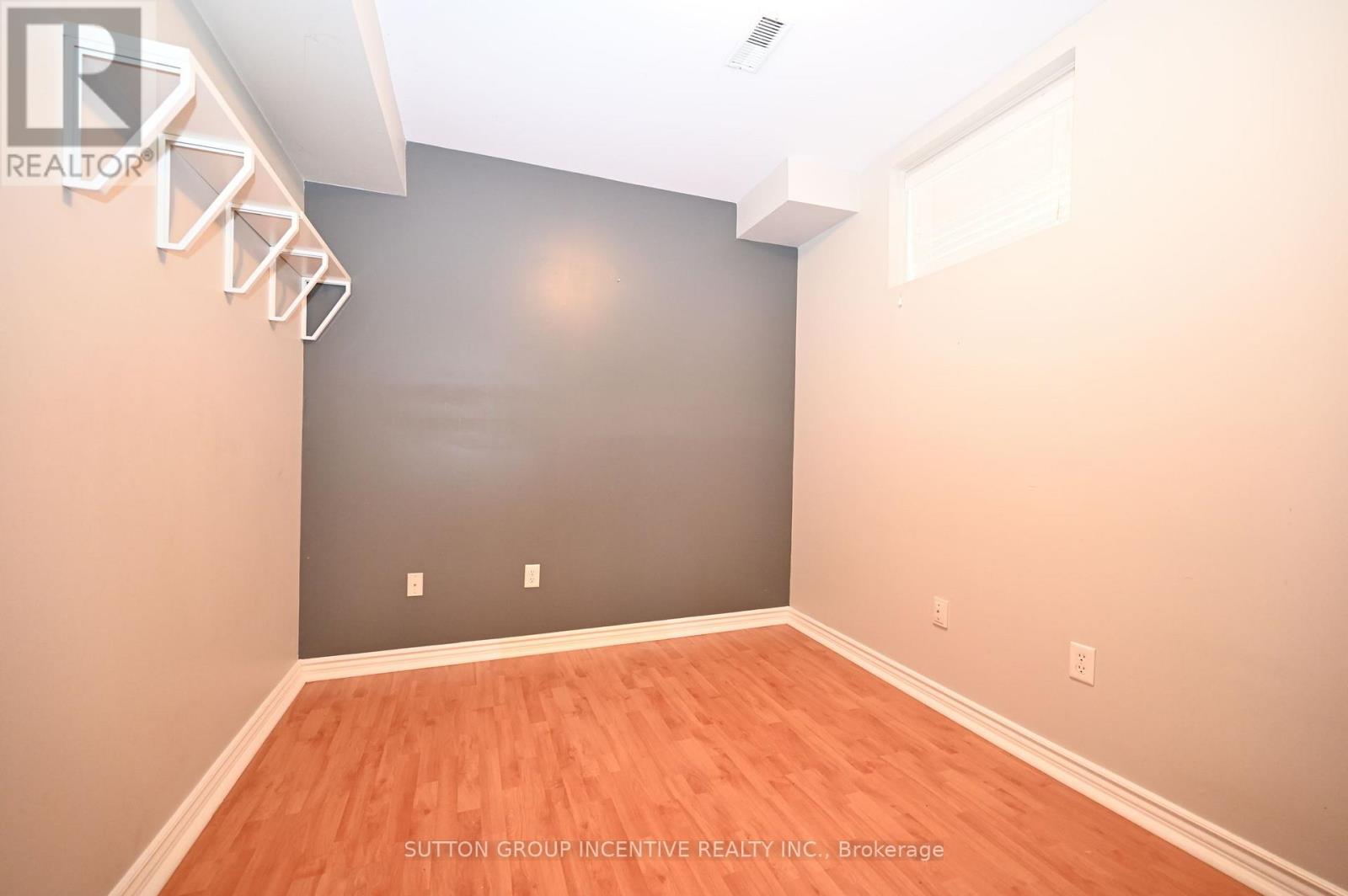 28 Silvercreek Crescent, Barrie (Ardagh), Ontario  L4N 1S7 - Photo 24 - S13503274