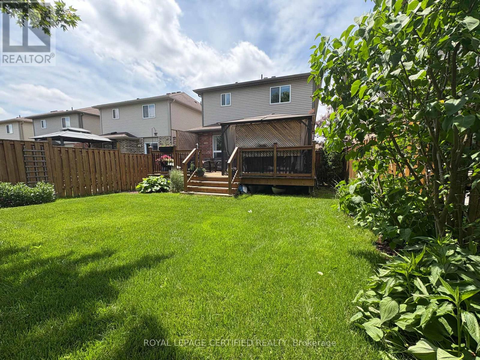 102 Oakes Crescent, Guelph, Ontario  N1E 0J5 - Photo 27 - X12992398