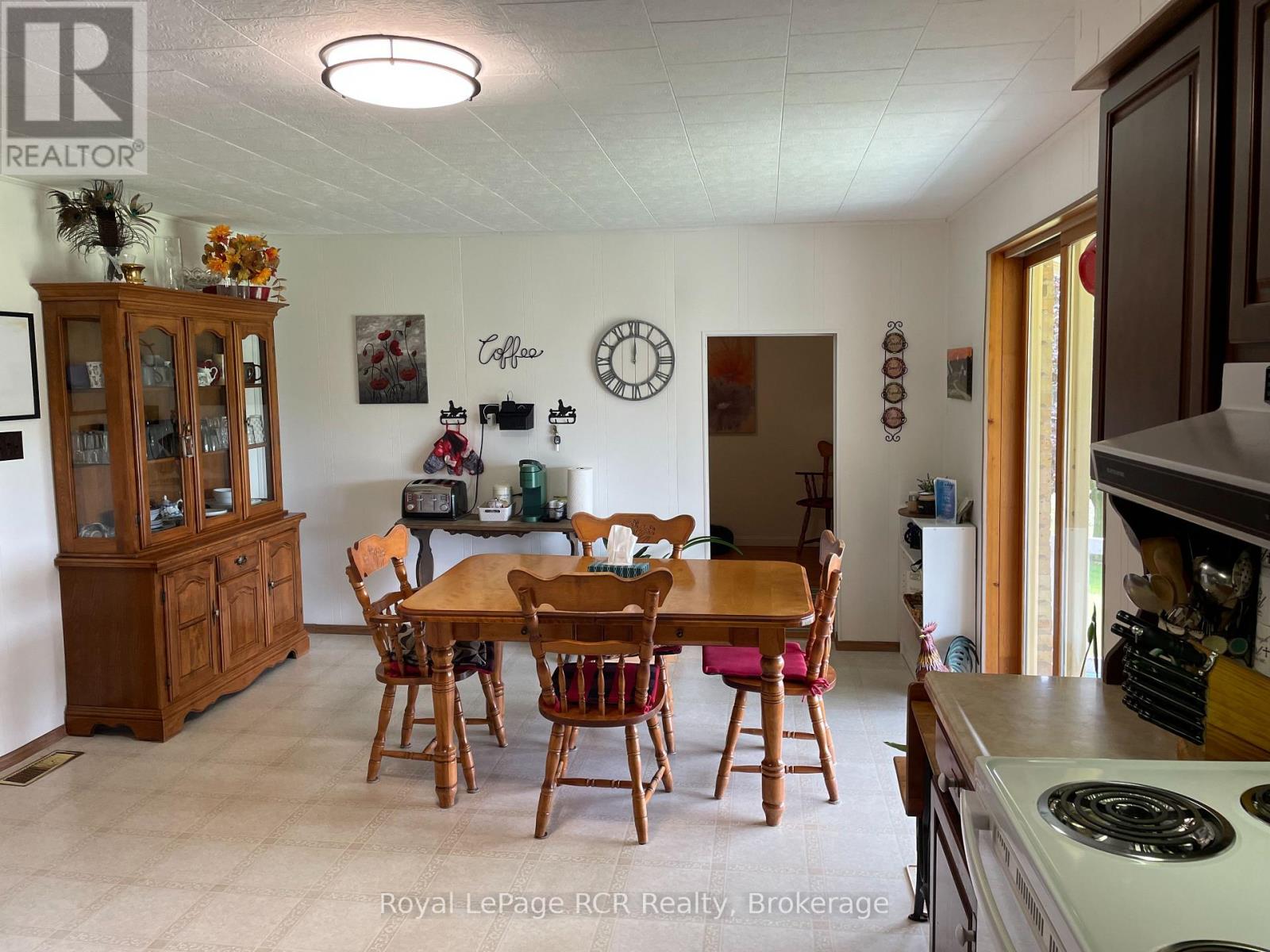 541568 Concession 14 Ndr, West Grey, Ontario  N0G 1L0 - Photo 25 - X13494864