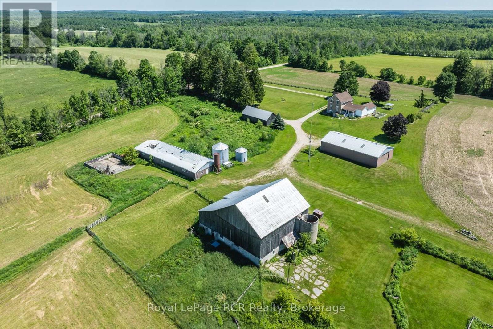541568 Concession 14 Ndr, West Grey, Ontario  N0G 1L0 - Photo 3 - X13494864
