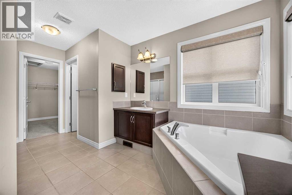 1022 Evanston Drive, Calgary, Alberta  T3P 0K5 - Photo 33 - A2323722