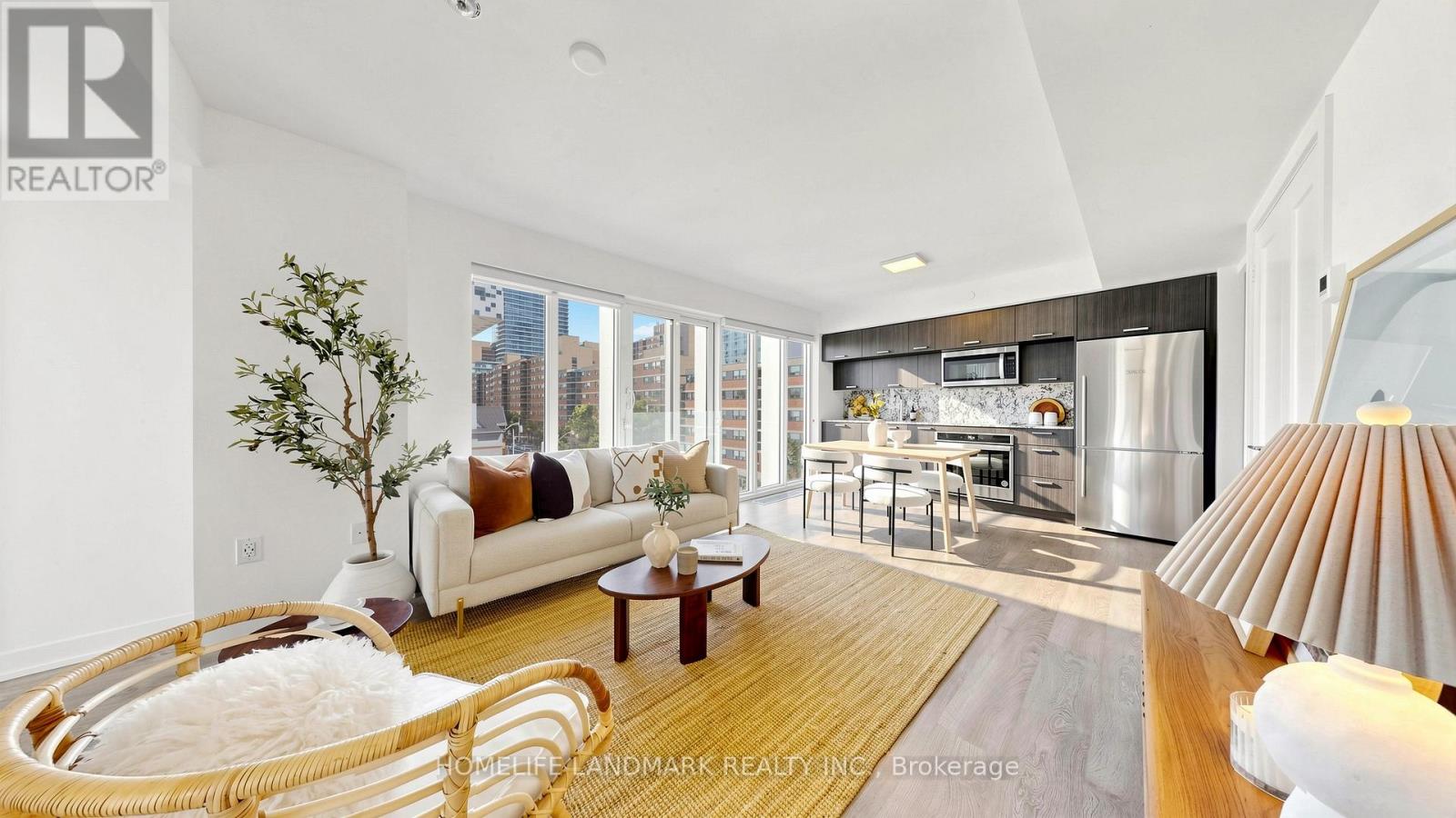 504 - 50 Mccaul Street, Toronto, Ontario  M5T 1V9 - Photo 3 - C13494808