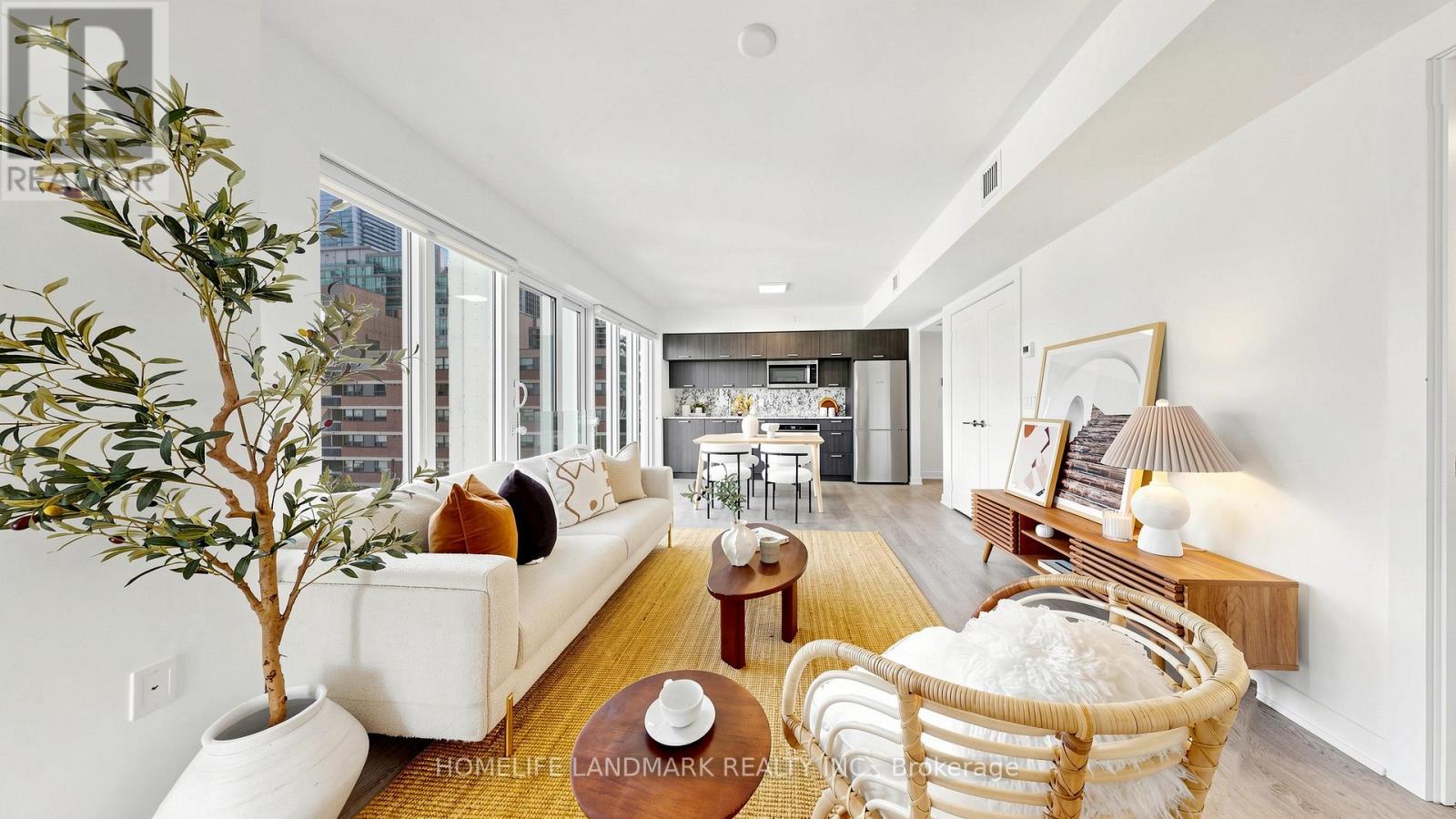 504 - 50 Mccaul Street, Toronto, Ontario  M5T 1V9 - Photo 4 - C13494808
