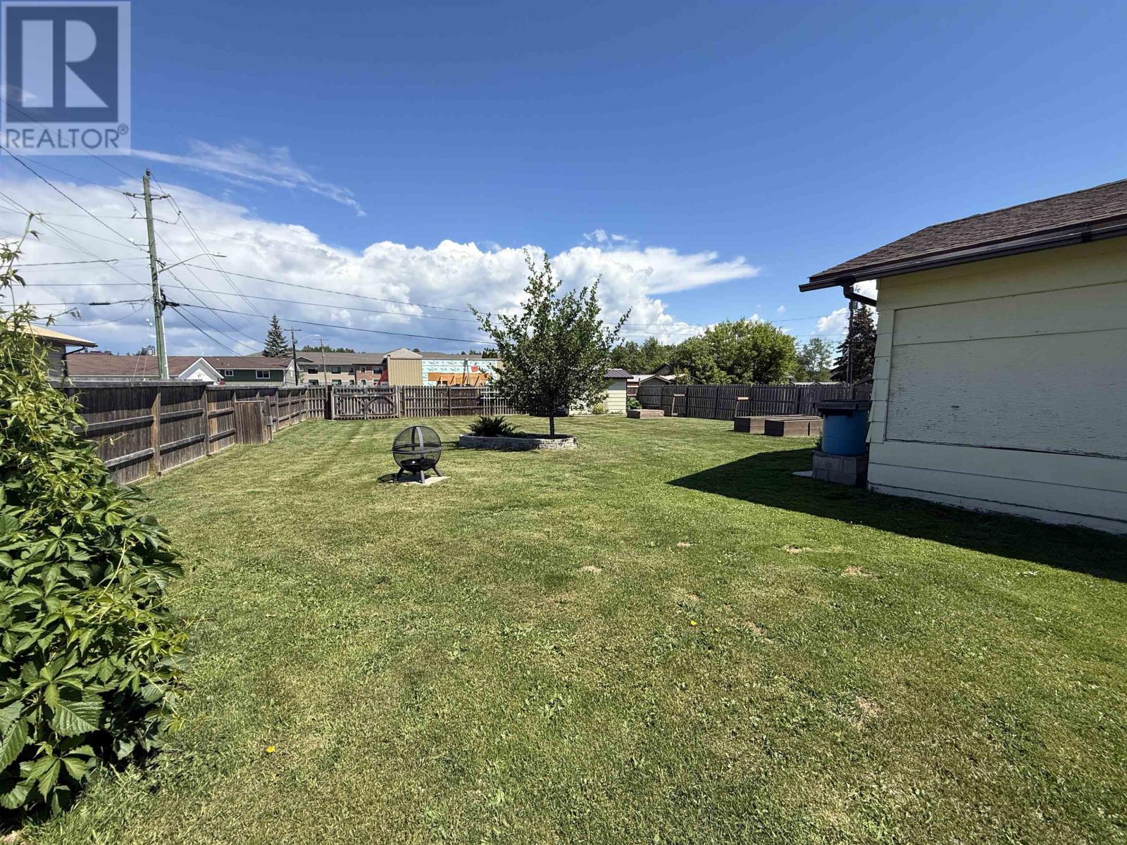 275 St. Charles St, Dryden, Ontario  P8N 1M4 - Photo 2 - TB2601718