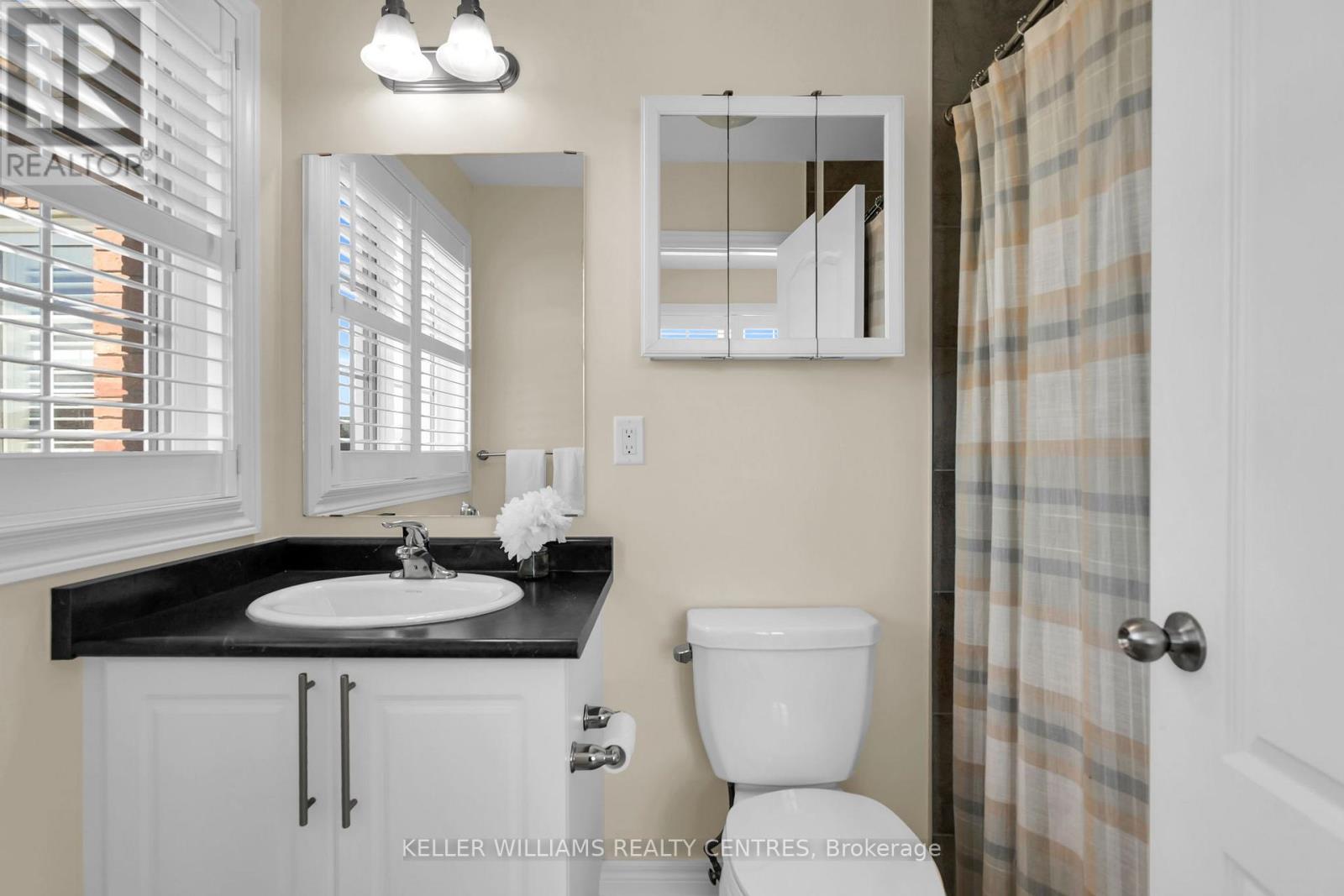 2 Jewelwing Court, Bradford West Gwillimbury, Ontario  L4L 2K1 - Photo 19 - N13492030