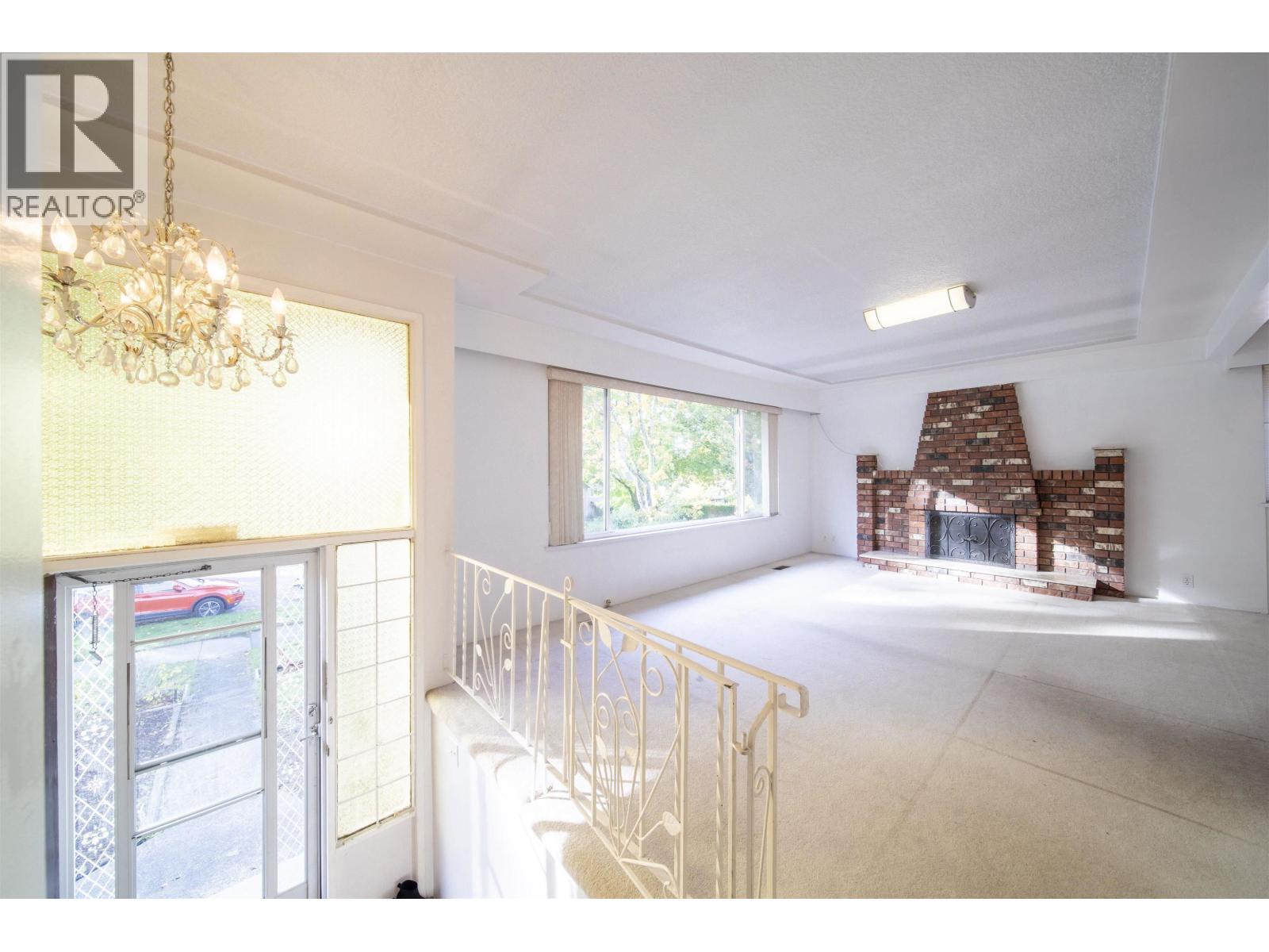 3449 E Pender Street, Vancouver, British Columbia  V5K 2C9 - Photo 3 - R3141154